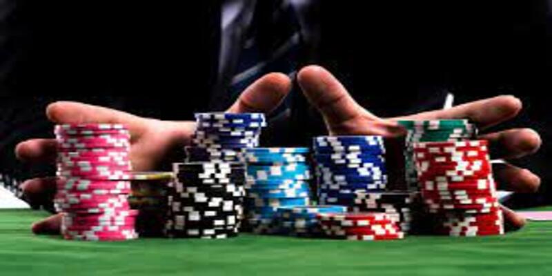 Cách chọn bài và thời điểm Rejam Poker là gì?